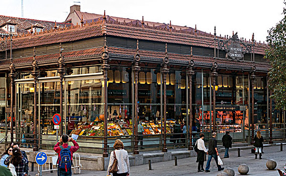 马德里圣米格尔市场