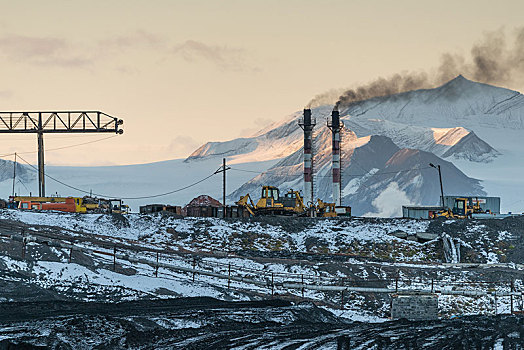 煤,开采,俄罗斯,住宅区,斯匹次卑尔根岛,斯瓦尔巴特群岛,挪威,欧洲
