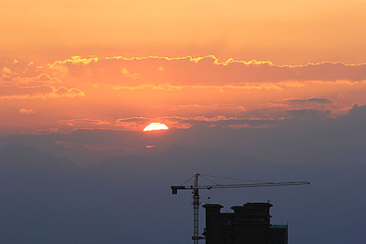 太阳落山时