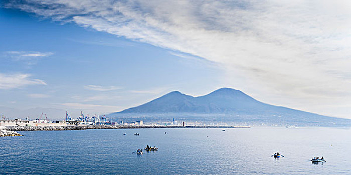 那不勒斯湾,维苏威火山