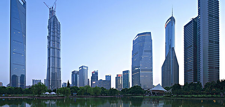 上海浦东陆家嘴,高层建筑