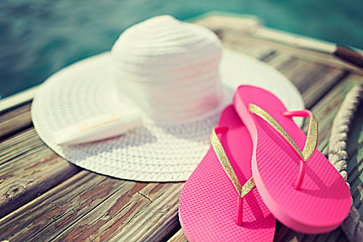 海滩,夏天,假期,配饰,概念,特写,帽子,防晒霜,拖鞋,海边