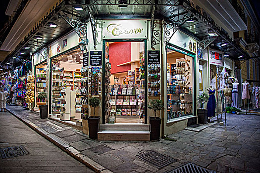 希腊雅典普拉卡老城区食品店