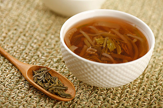 丝瓜绿茶汤