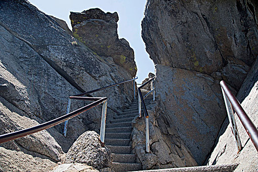 楼梯,上面,摩洛族,石头,巨大,花冈岩,独块巨石,美洲杉,国家,公园,加利福尼亚,美国