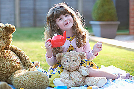 女孩,泰迪熊,野餐,花园,拿着,玩具,茶壶