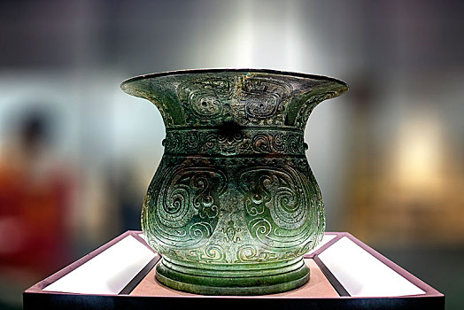 江苏省镇江市镇江博物馆收藏的青铜器