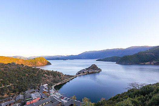 泸沽湖全景