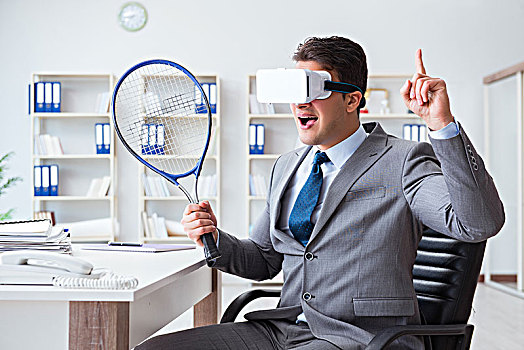 商务人士,玩,虚拟现实,网球,办公室,护目镜