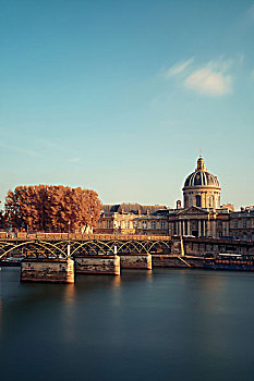 艺术桥,法兰西学院,巴黎,法国