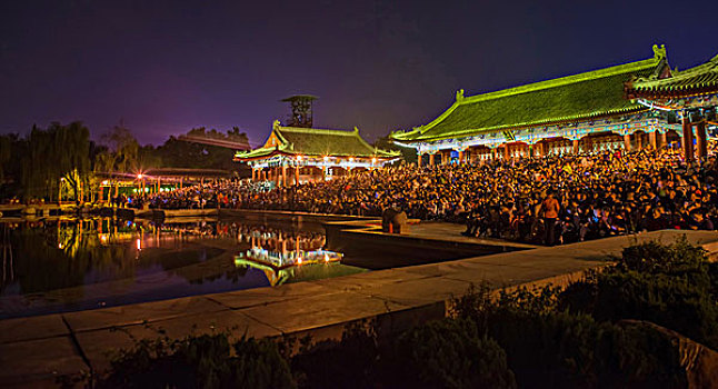 西安华清宫景区中国首部大型实景历史舞剧,长恨歌,演出现场
