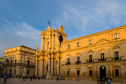 广场,中央教堂,锡拉库扎,西西里,意大利,欧洲