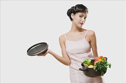 女人,肖像,拿着,锅,新鲜,蔬菜