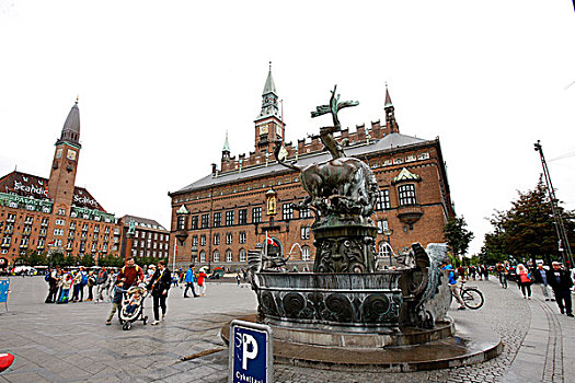 copenhagen,city,hall,and,square,丹麦哥本哈根市政厅广场