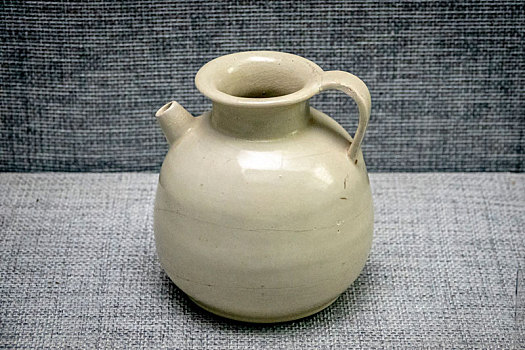 中国陶瓷,白瓷器皿