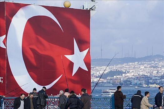 土耳其,伊斯坦布尔,捕鱼者,加拉达塔,桥,土耳其人,旗帜,渡轮,博斯普鲁斯海峡,河