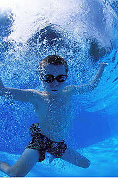 水下,男孩,肖像,游泳