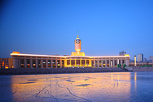天津火车站夜景