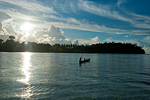男孩,独木舟,逆光,泻湖,所罗门群岛,太平洋