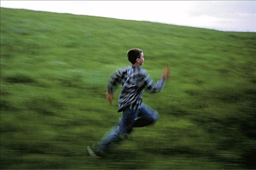 青少年,跑,草地,移动,速度,恐惧