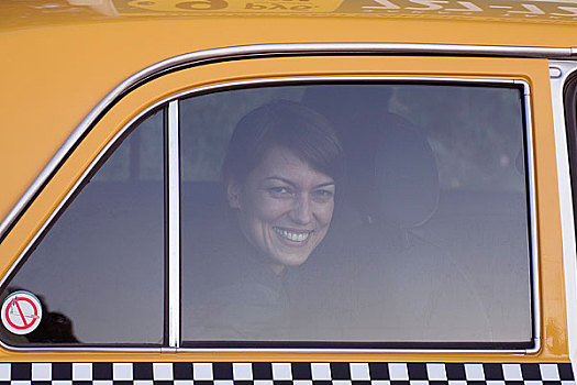 女人,出租车,微笑