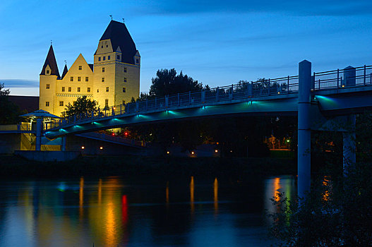 城堡,多瑙河,因格尔斯塔德特,上巴伐利亚,巴伐利亚,德国,欧洲
