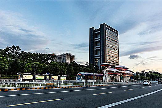 城市道路,交通,轨道交通