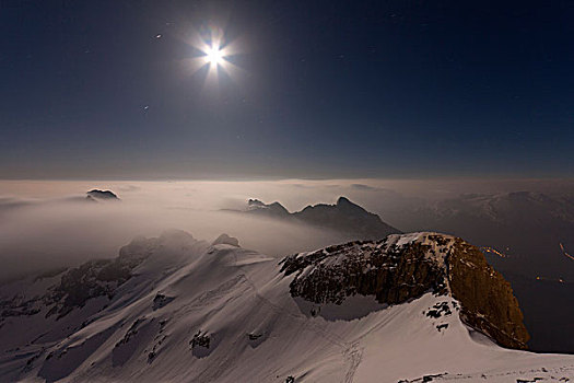 夜景,山,上升,室外,雾,满,月亮,亮光,阿彭策尔,瑞士,欧洲
