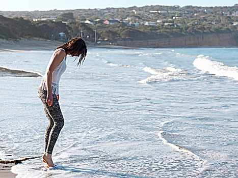 女人,享受,海滩,维多利亚,澳大利亚