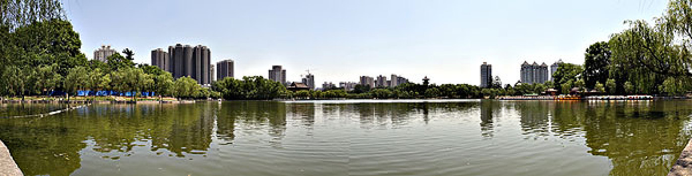 兴庆公园