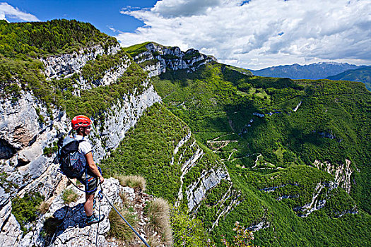 攀登者,固定,绳索,路线,高处,加尔达湖,区域,特兰迪诺,意大利,欧洲