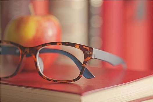 眼镜,书本