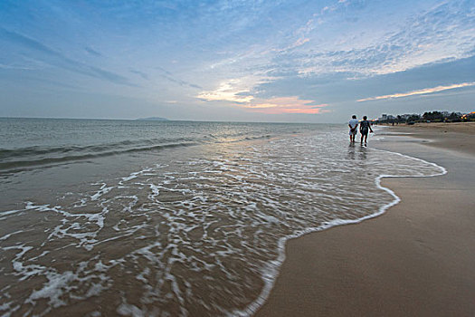 海滨夕阳