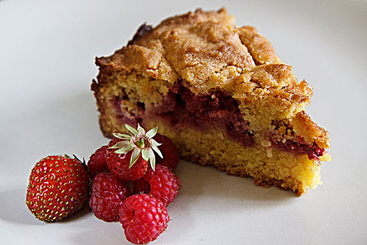 树莓,草莓蛋糕