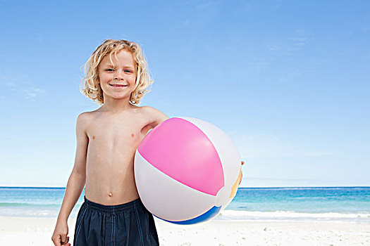 小男孩,水皮球,海滩