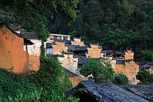 山村