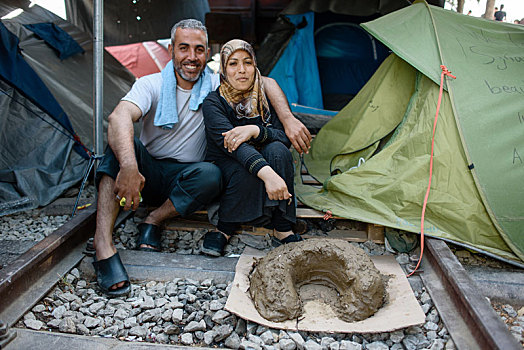 夫妇,叙利亚,难民,露营,希腊,边远地区,马其顿,四月,壁炉,黏土,前景