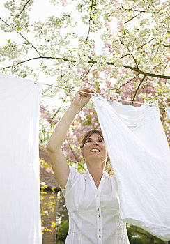 晾衣服图片大全-晾衣服高清图片下载-晾衣服高清图片大全-全景图库