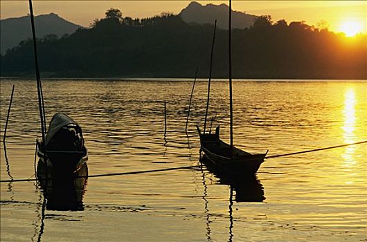 老挝,琅勃拉邦,两个,小,船,湄公河,日落