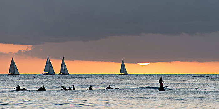 冲浪,帆船,背景,日落,怀基基海滩,檀香山,瓦胡岛,夏威夷,美国