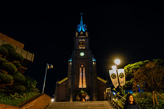 韩国首尔明洞天主教堂夜景