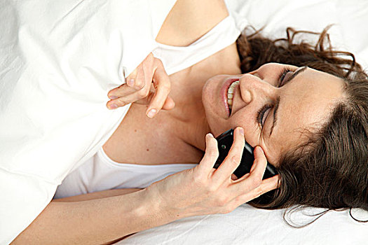女人,手机,床上