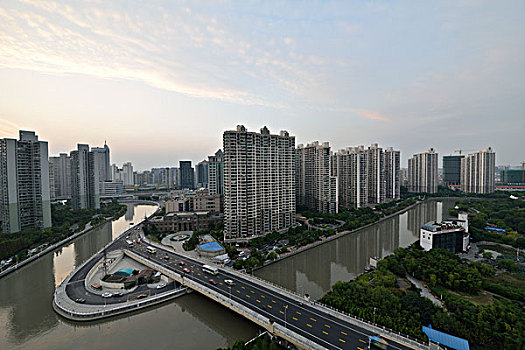 苏州河高层建筑