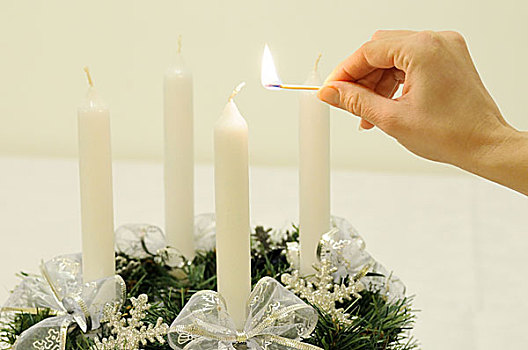 圣诞节,降临节花环,点燃,蜡烛