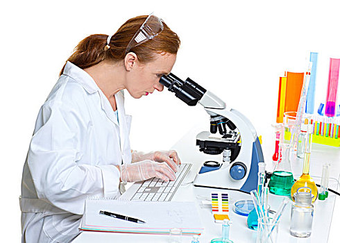 化学品,实验室,科学家,女人,看,显微镜,白色背景,书桌