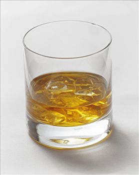 玻璃杯,威士忌酒