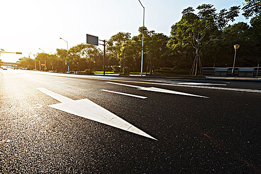 阳光,空,沥青,道路,交通标志