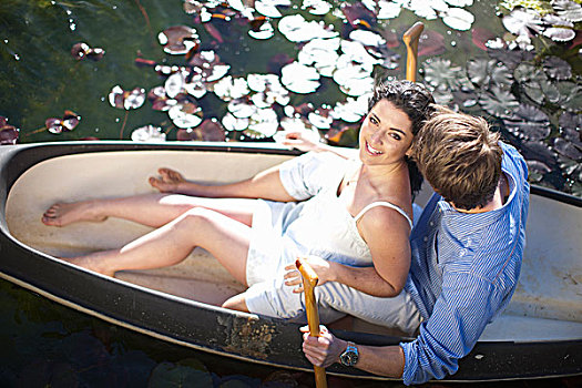 年轻,情侣,乐趣,划艇