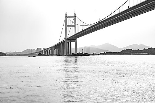 东莞虎门大桥与珠江出海口