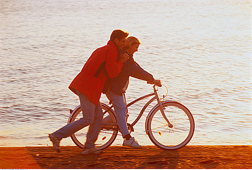 海滩,夫妻,自行车,安大略省,加拿大
